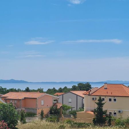 Villa Mena Vir Exterior foto